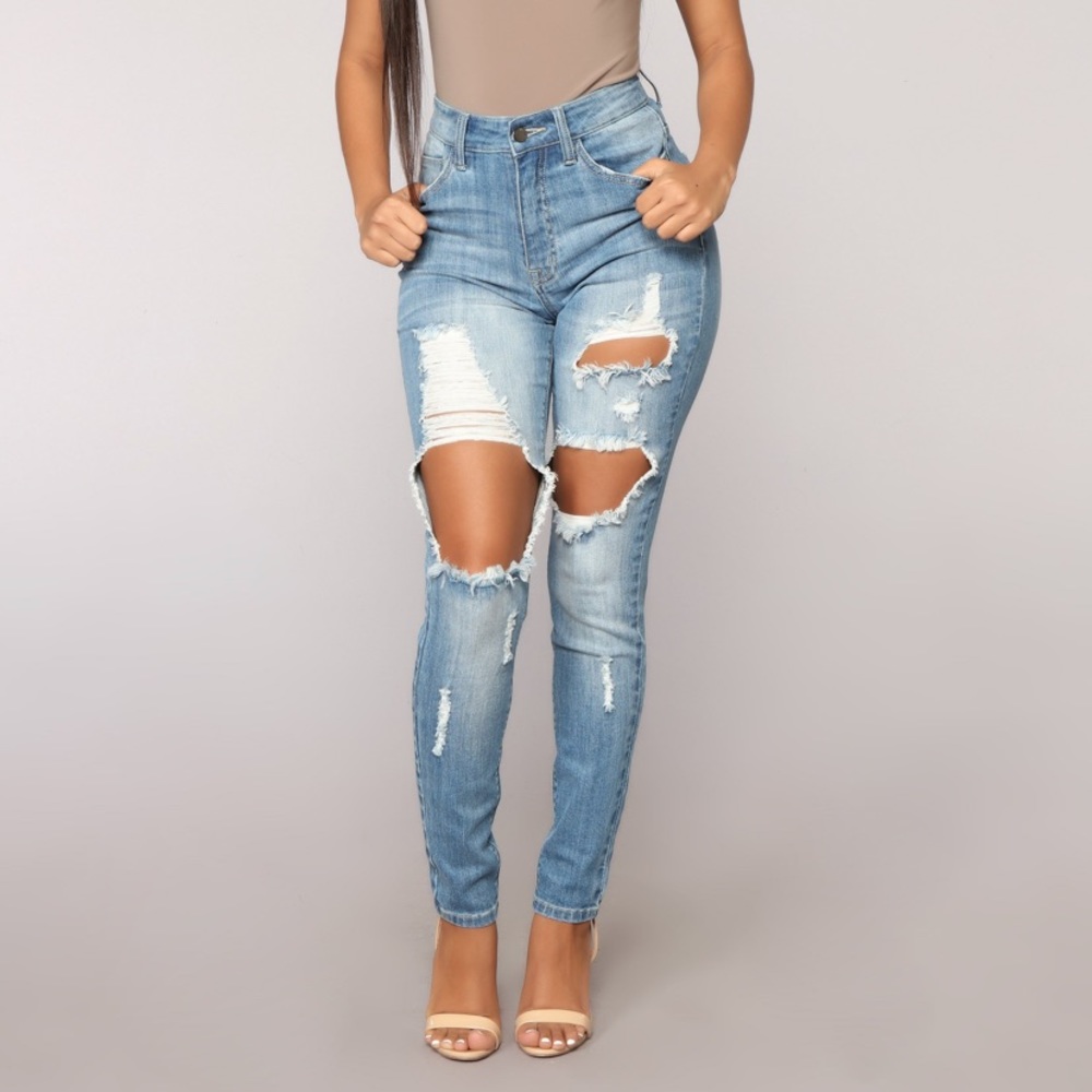 Fashion Nova Envy Me Skinny Jeans Medium Blue Wash